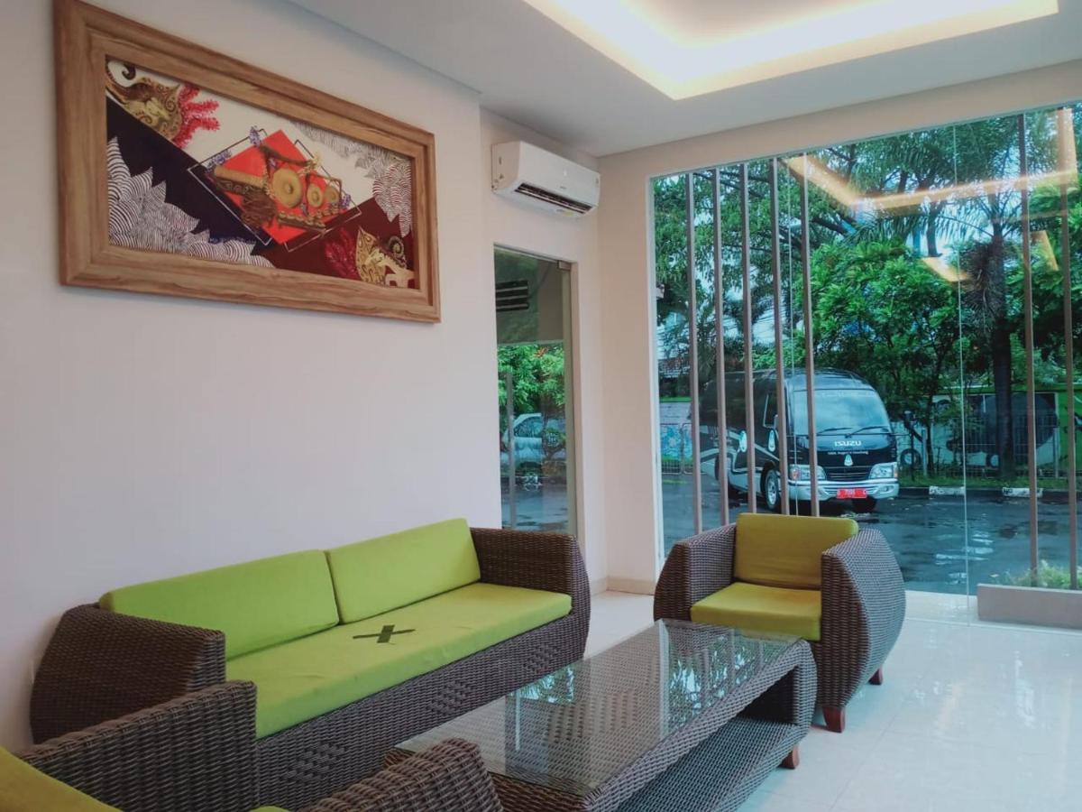 Oyo 90102 Edotel Hotel By Dbest Hospitality Bandung Bagian luar foto