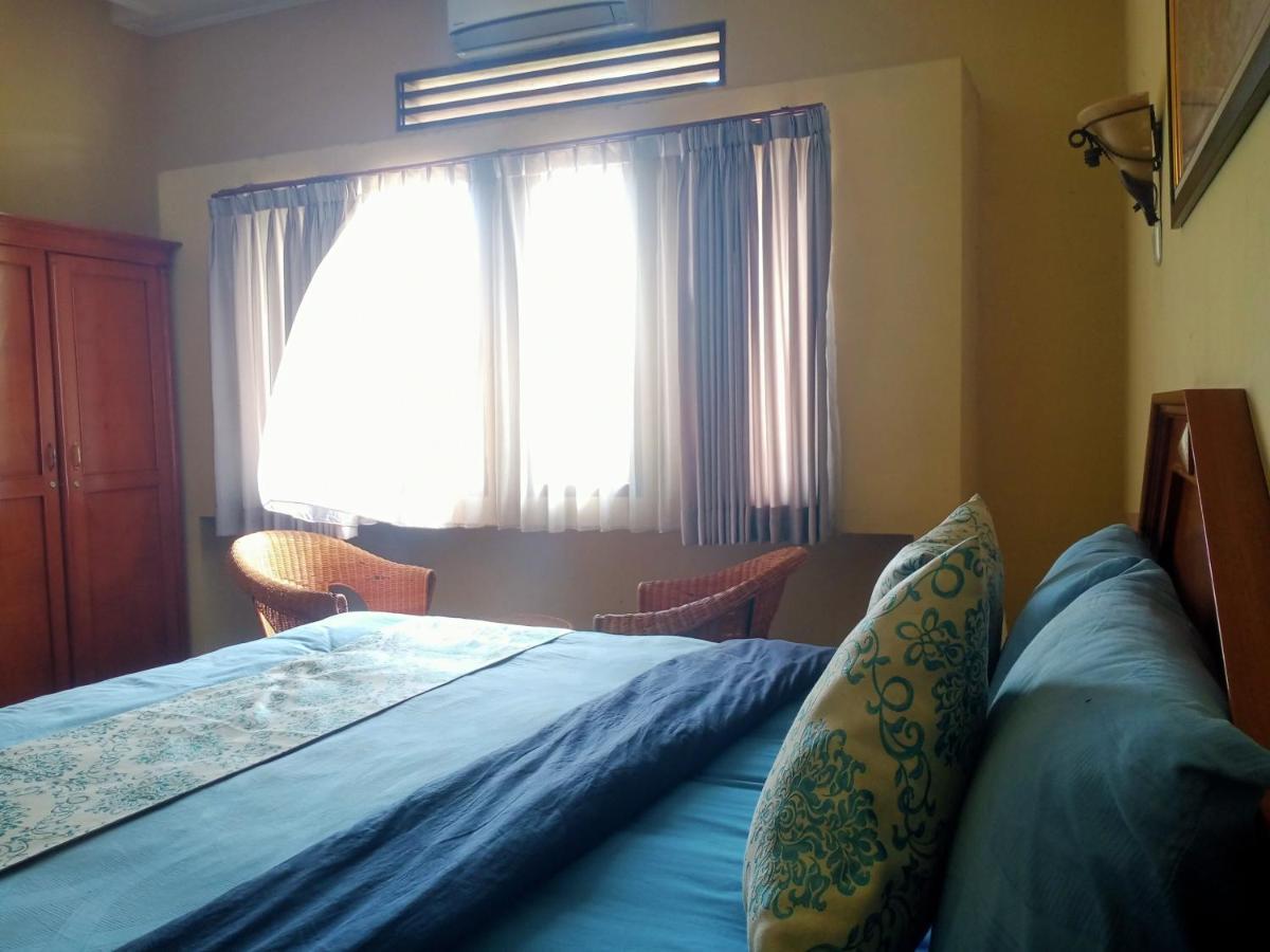 Oyo 90102 Edotel Hotel By Dbest Hospitality Bandung Bagian luar foto